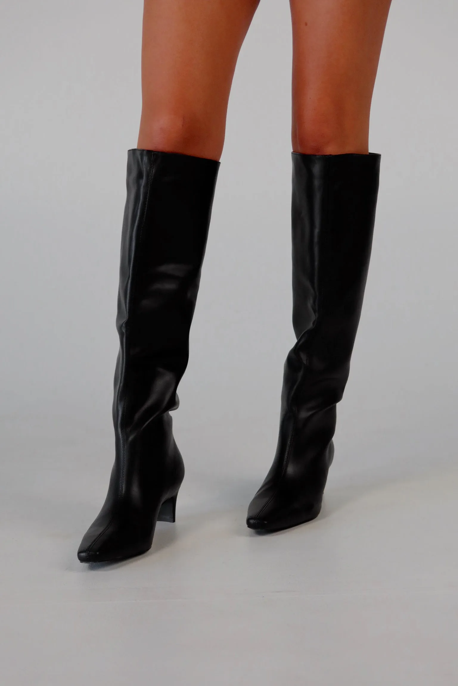 BILLINI : DIVYA Black Knee High Boot