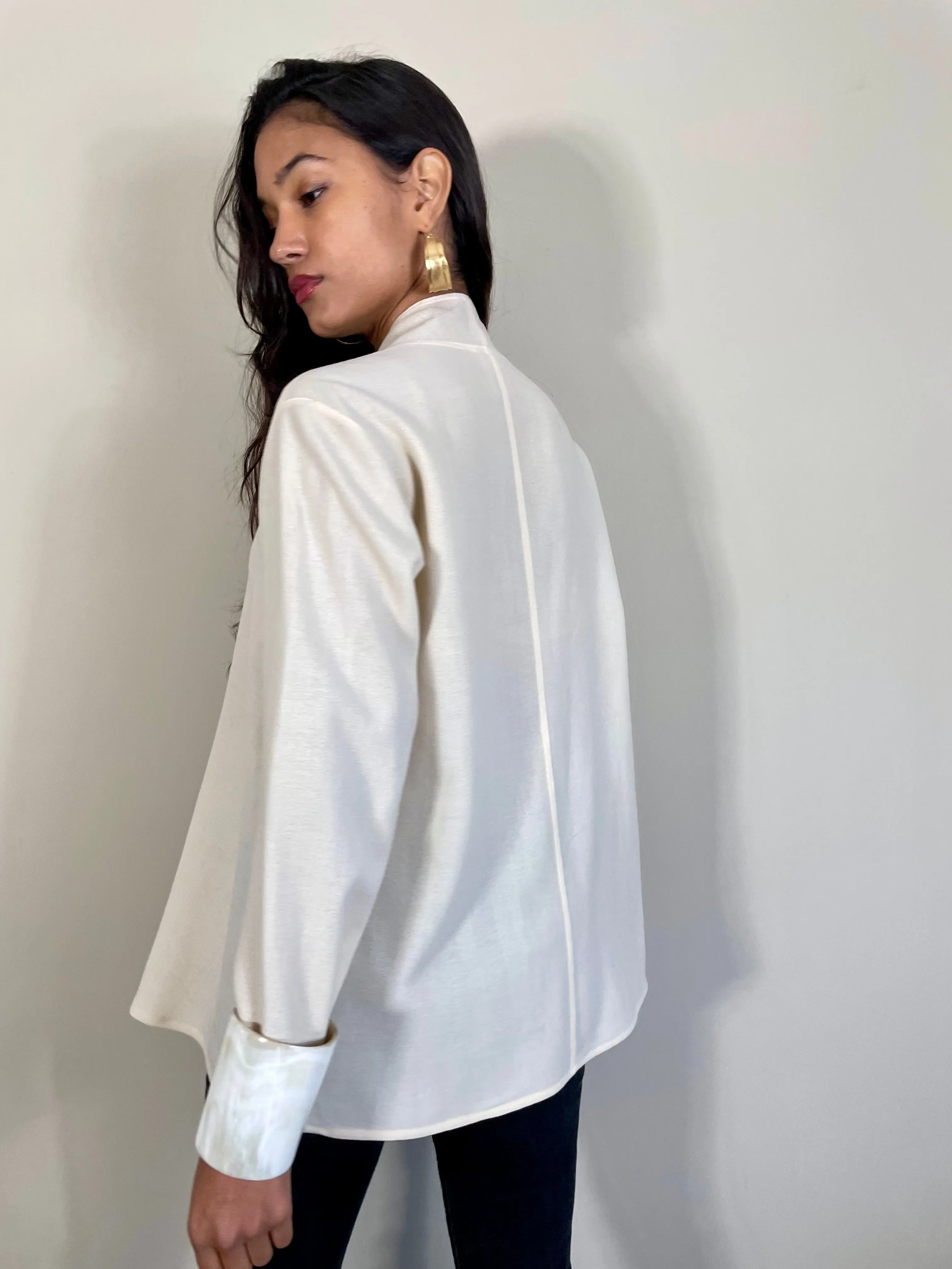 Bowie, Cowl neck cream top