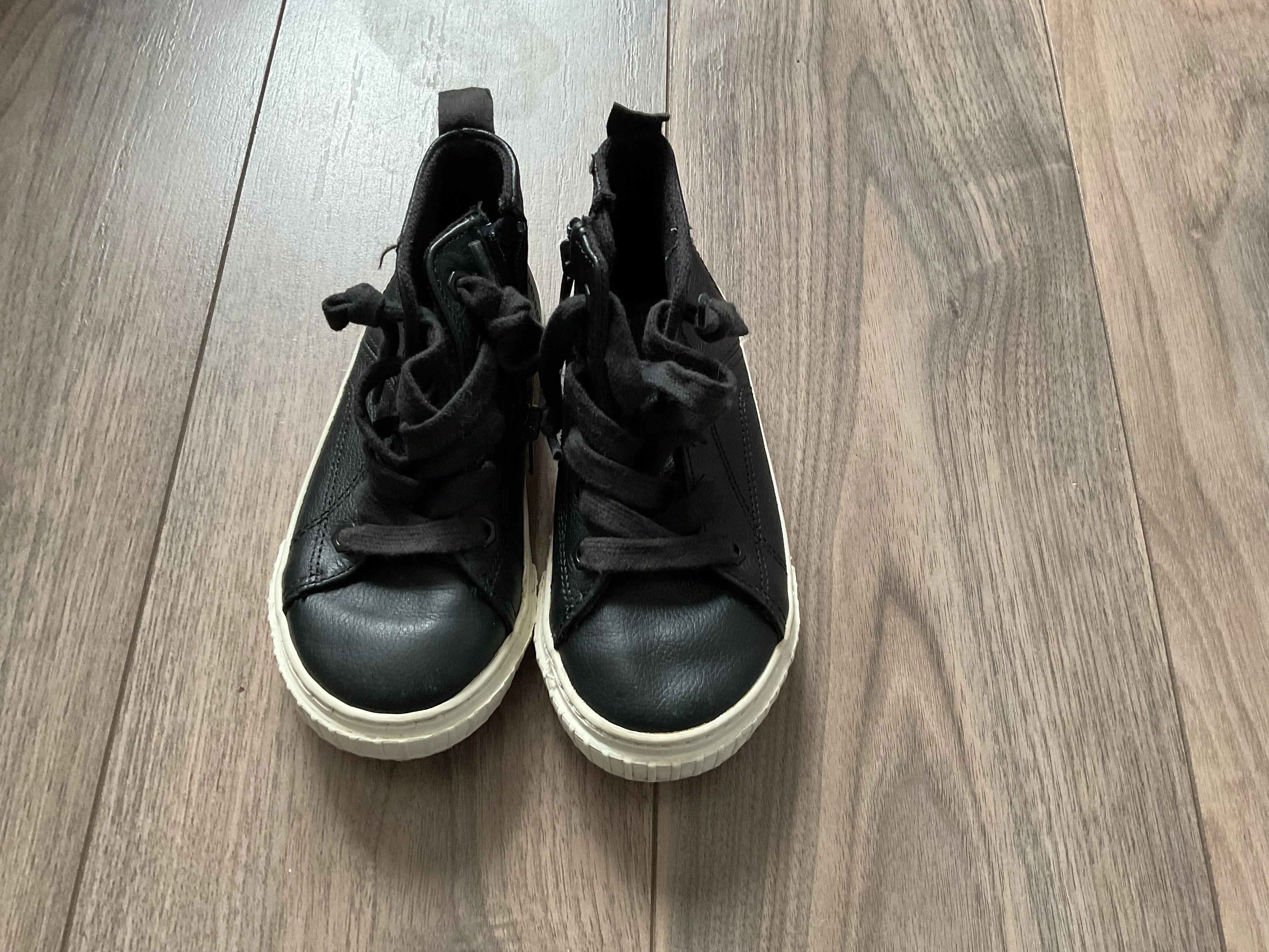 Boys Leather Hightops, Zara Size 25 (8.5/9), Shoes 8.5 (Toddler:2-4yr)