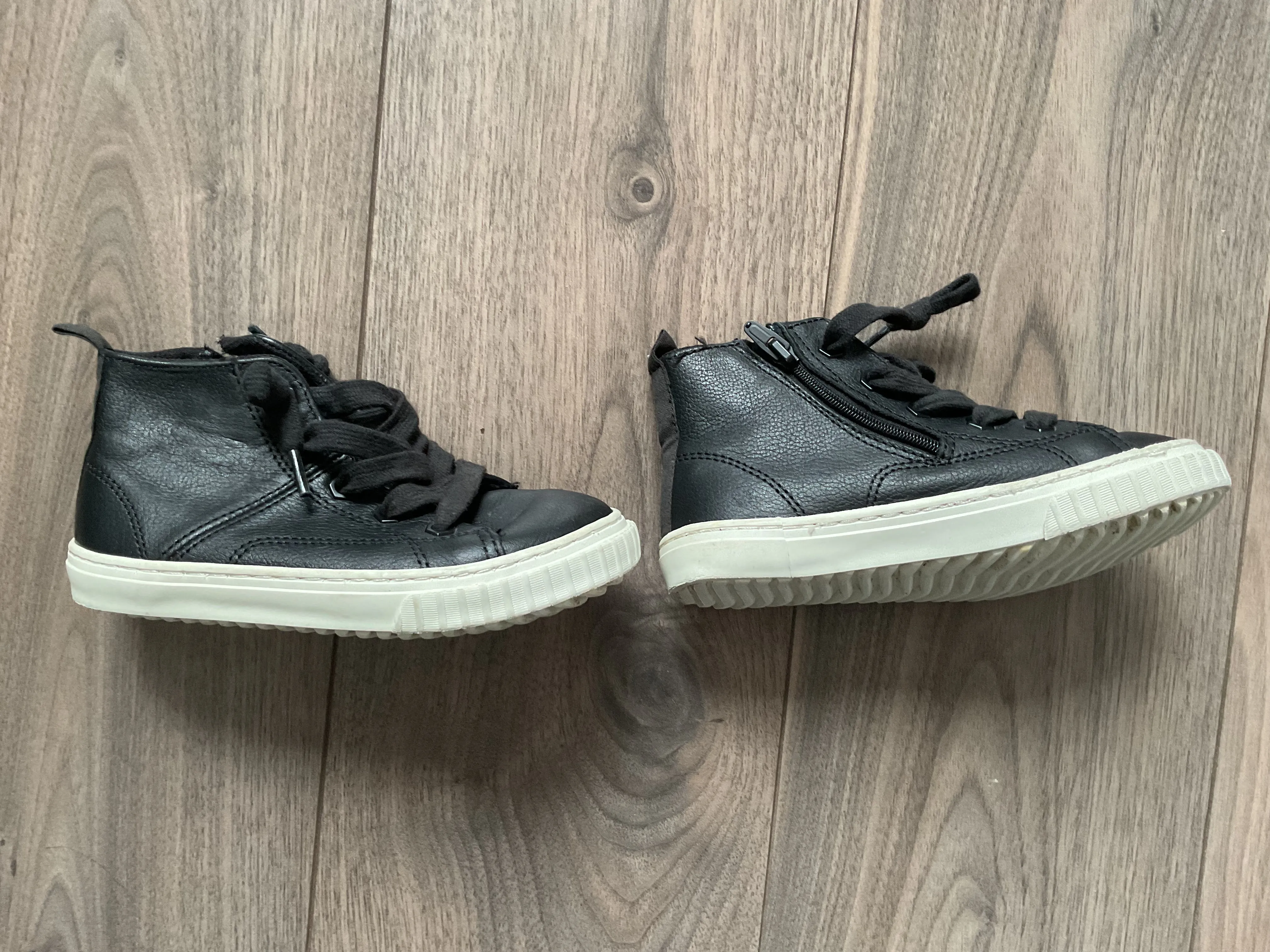 Boys Leather Hightops, Zara Size 25 (8.5/9), Shoes 8.5 (Toddler:2-4yr)