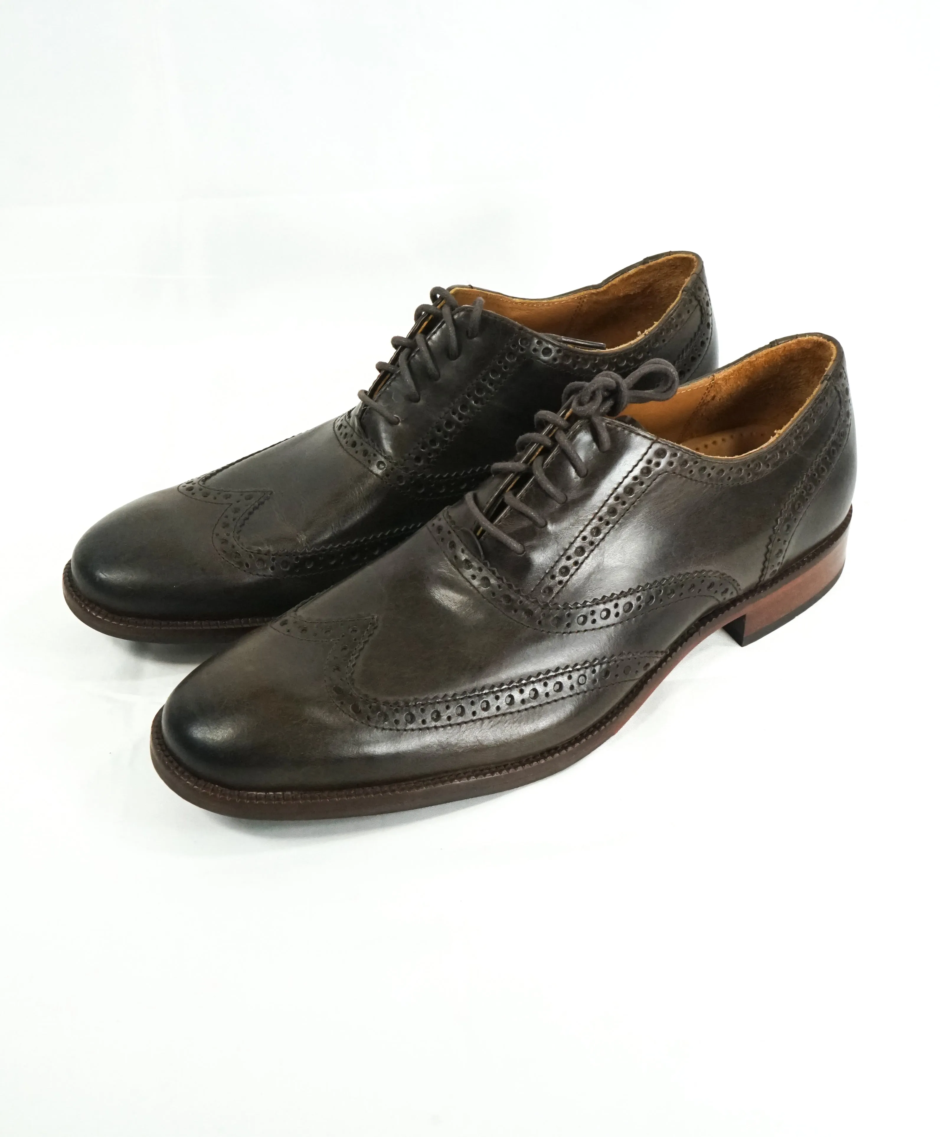 COLE HAAN - "Williams" Gray Leather Wingtip Oxfords Padded Insole - 10.5