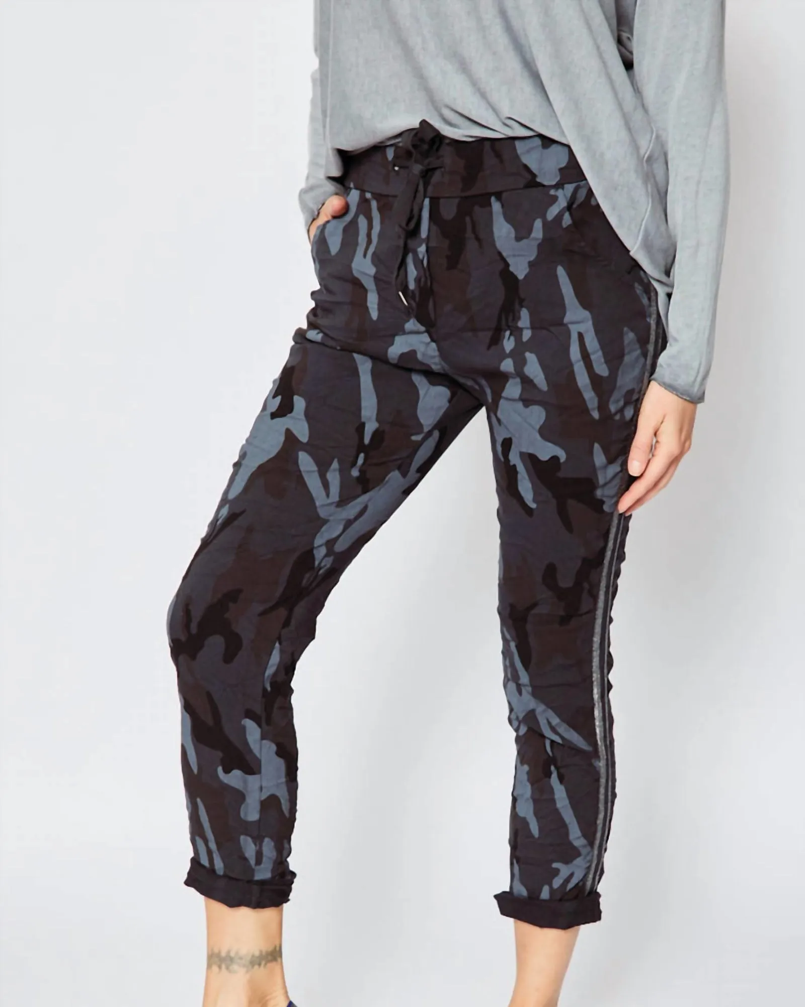 Double Stripe Camo Pants In Charcoal | Charcoal