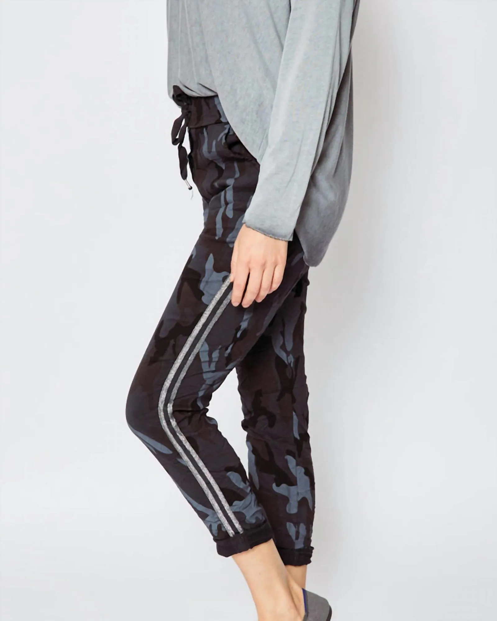 Double Stripe Camo Pants In Charcoal | Charcoal