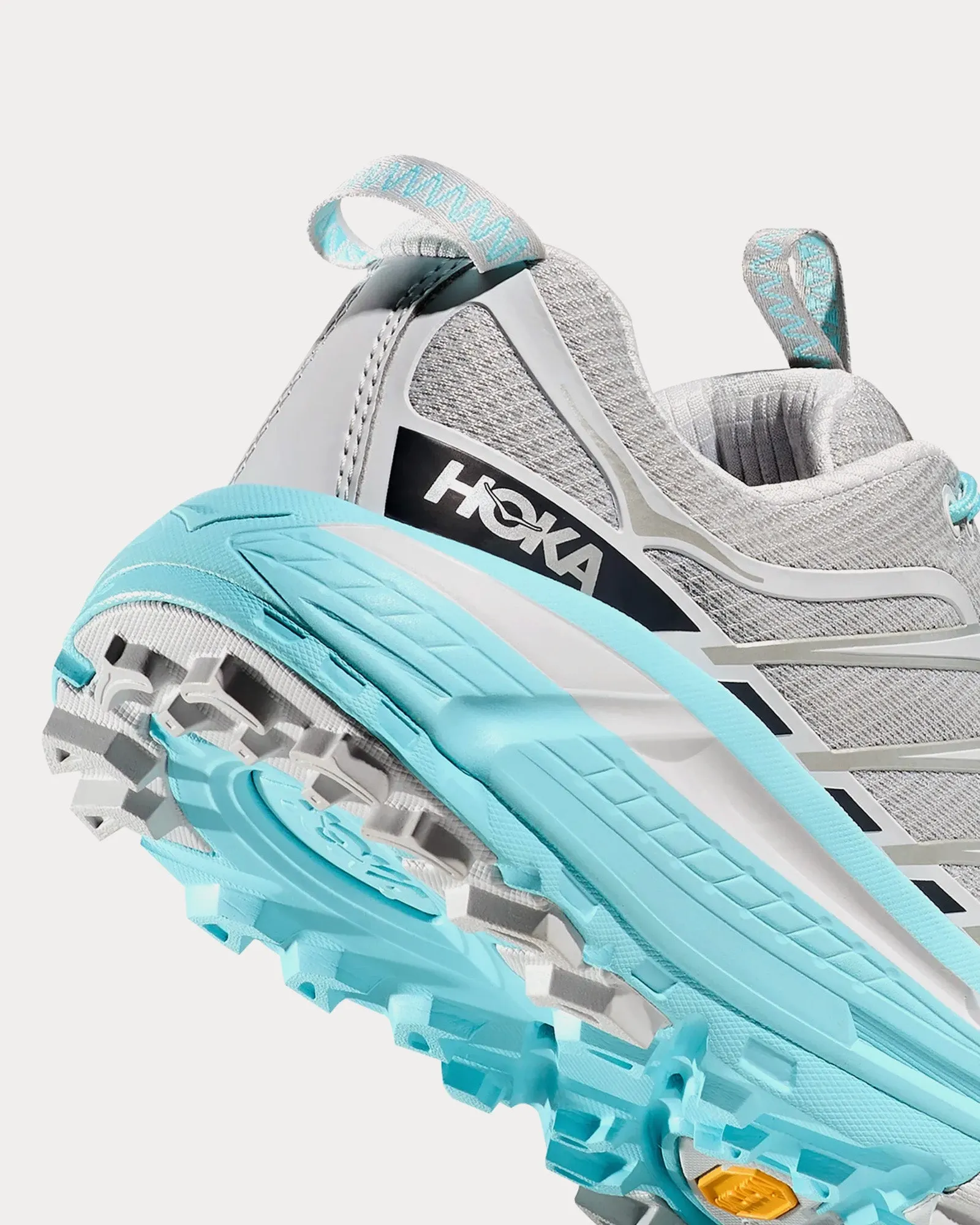 Mafate Three2 Stardust / Cloudless Running Shoes