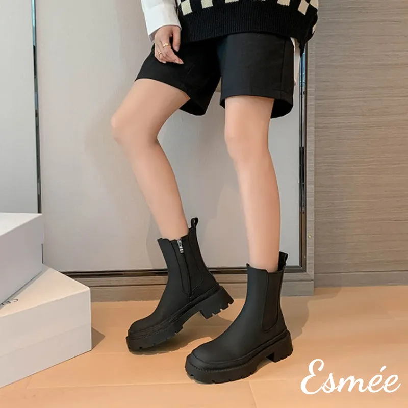 Matte Material Chelsea Boots