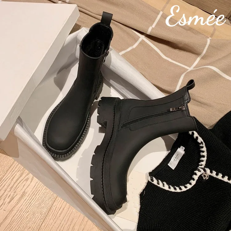 Matte Material Chelsea Boots