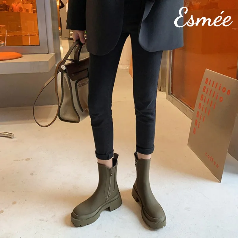 Matte Material Chelsea Boots