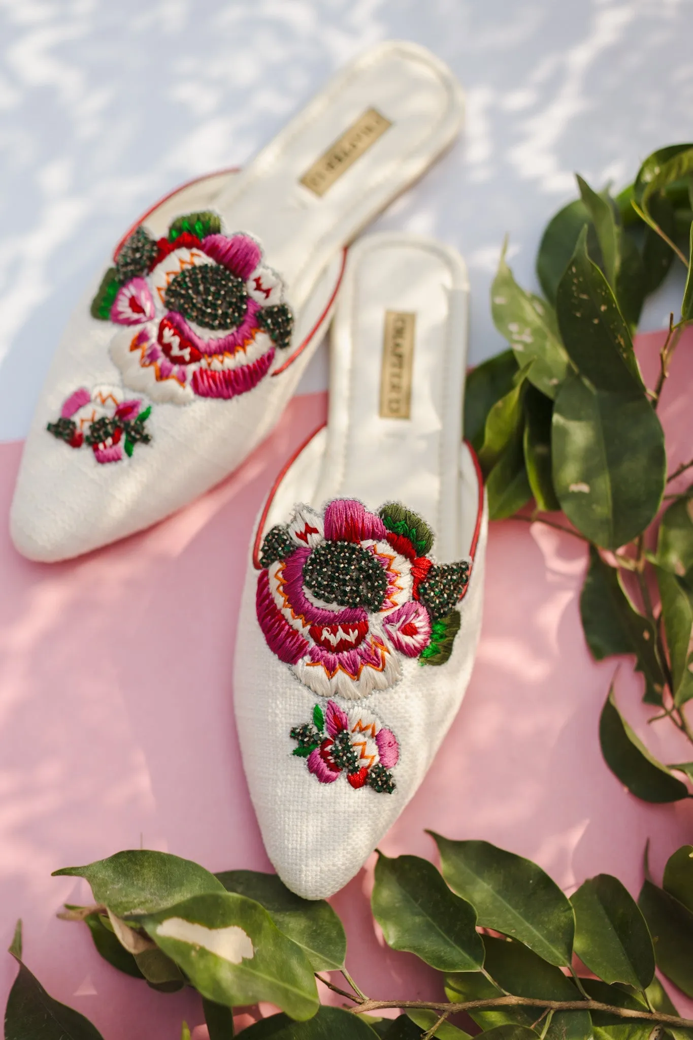 Mule | Red Rose