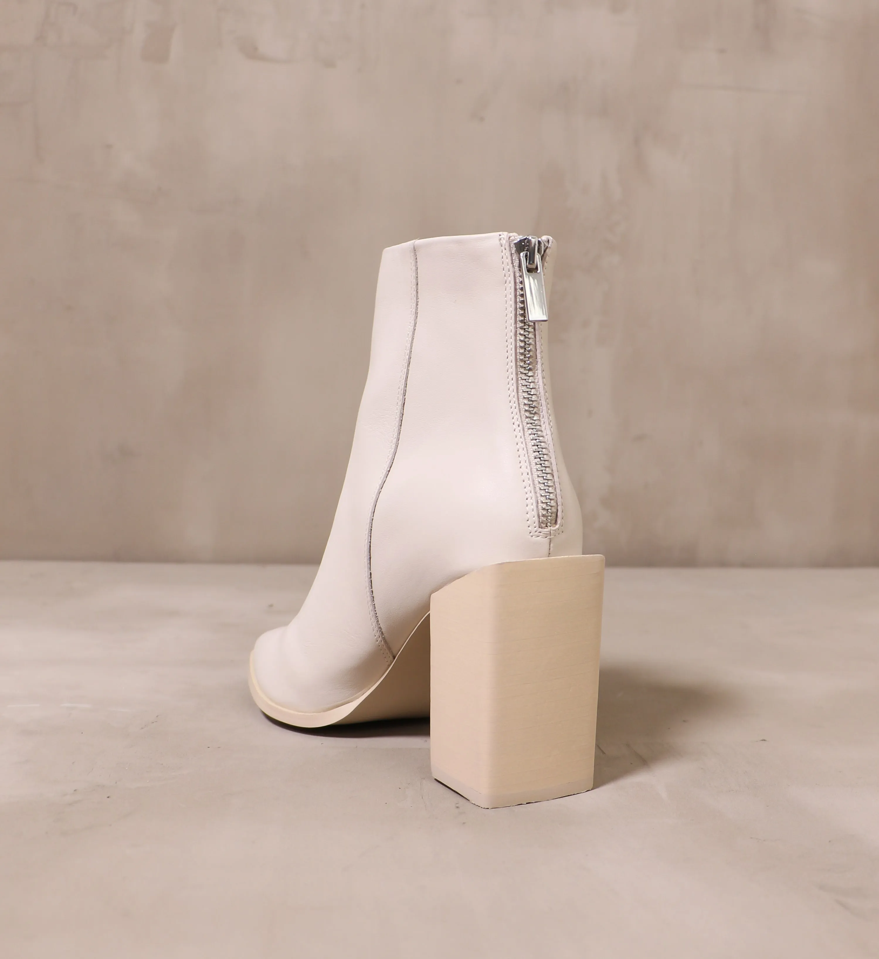 SHE'S SO MODERN BOOT