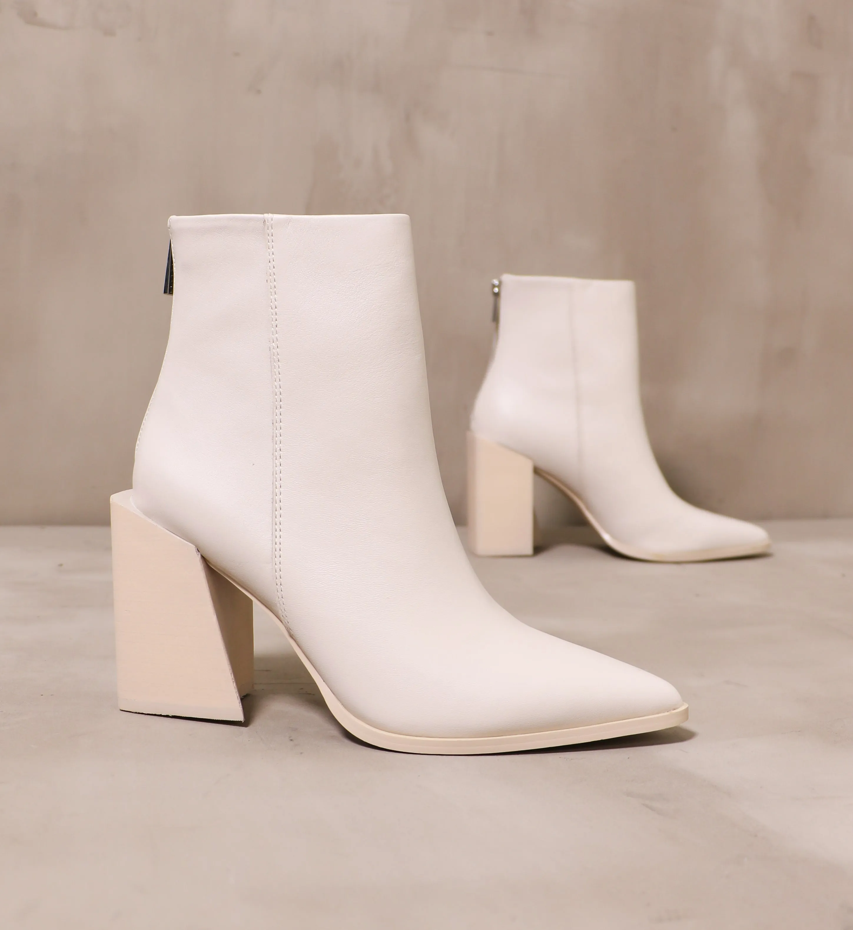 SHE'S SO MODERN BOOT