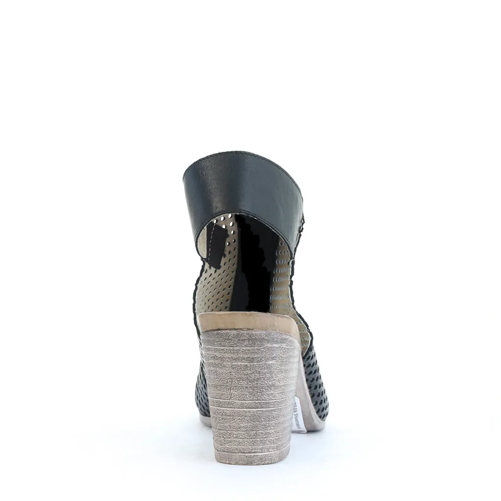 STARRO LEATHER HEEL SANDALS
